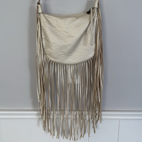 Billabong western fringe boho crossbody bag - Picture 2 of 6